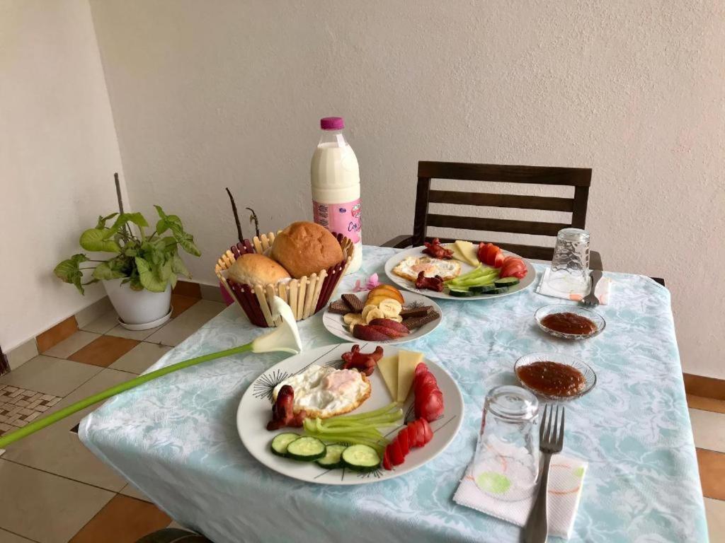 Arlind'S Apartaments Vlorë エクステリア 写真