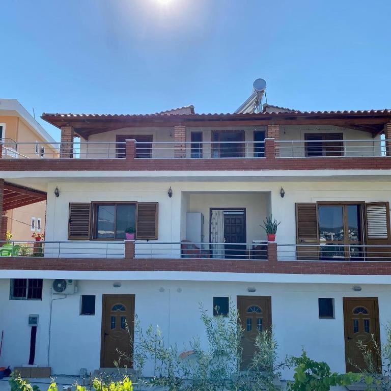 Arlind'S Apartaments Vlorë エクステリア 写真