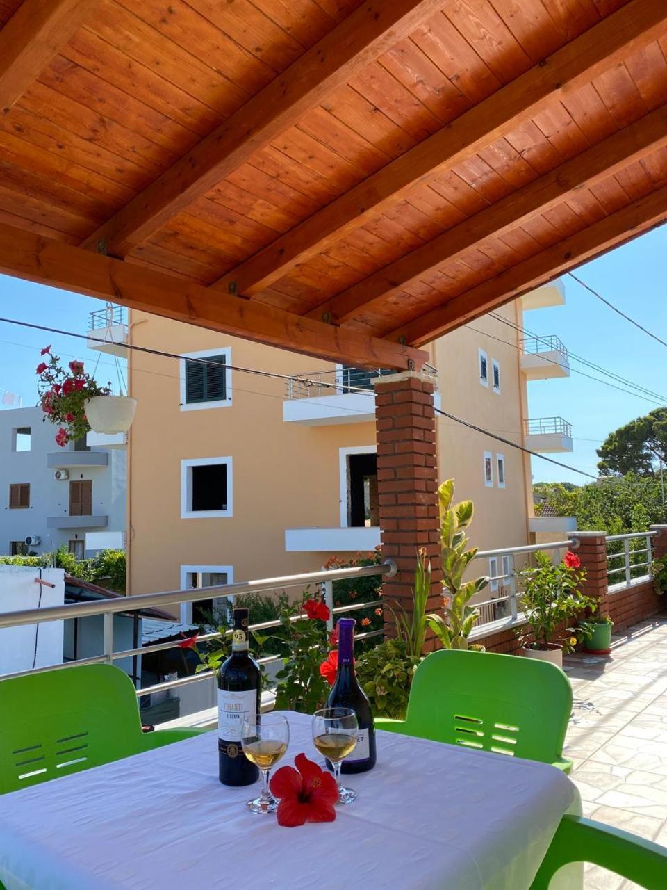 Arlind'S Apartaments Vlorë エクステリア 写真